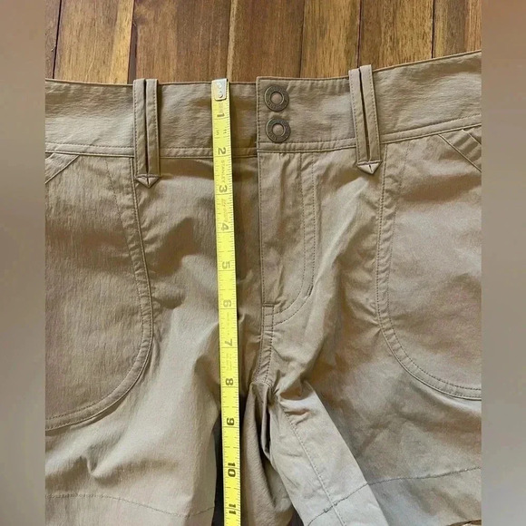 Arc’teryx tan shorts - Picture 6 of 9